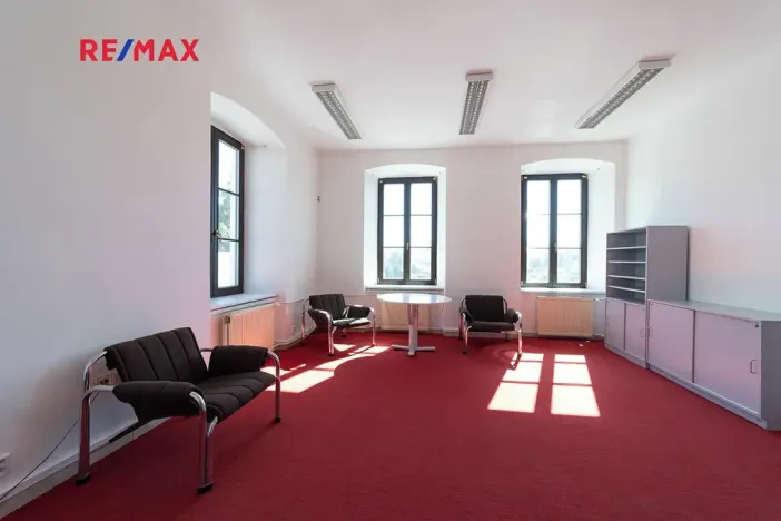 Prodej obchodního prostoru, Králíky, 5. května, 519 m2