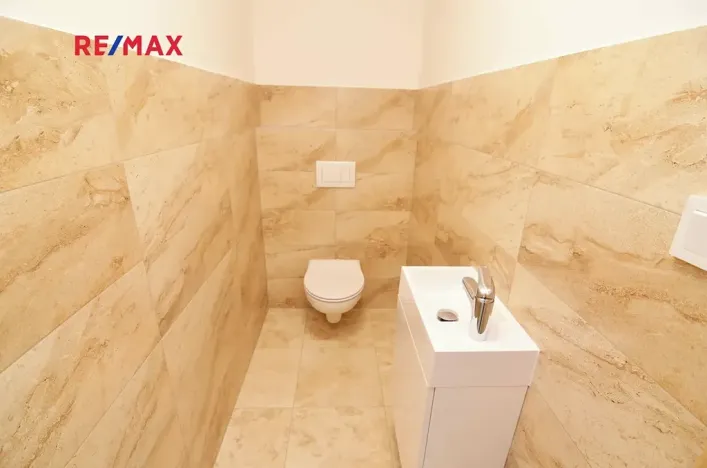 Pronájem bytu 3+kk, Praha - Hlubočepy, Fabiánové, 69 m2