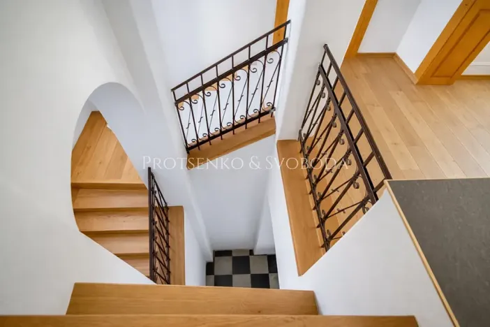 Prodej kanceláře, Mělník, Českolipská, 418 m2