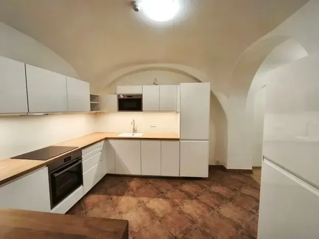 Pronájem bytu 2+1, Praha - Hradčany, Úvoz, 65 m2