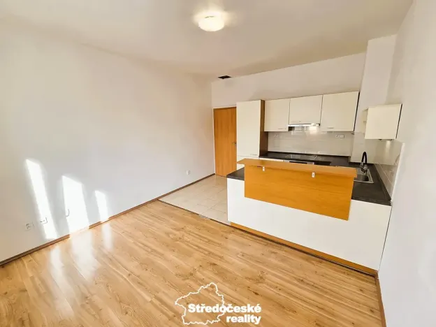 Pronájem bytu 2+kk, Praha - Holešovice, V zákoutí, 42 m2
