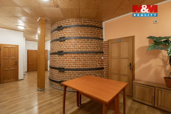 Prodej restaurace, Černotín, 2100 m2