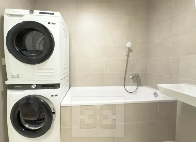 Pronájem bytu 2+kk, Praha - Holešovice, V háji, 43 m2