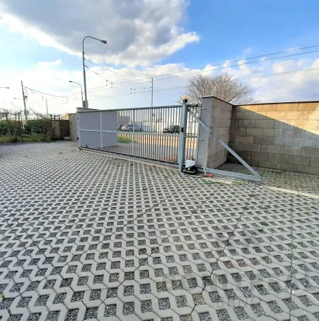 Pronájem bytu 2+1, Brno, Olomoucká, 91 m2