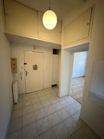 Pronájem bytu 2+kk, Praha - Michle, Nuselská, 52 m2