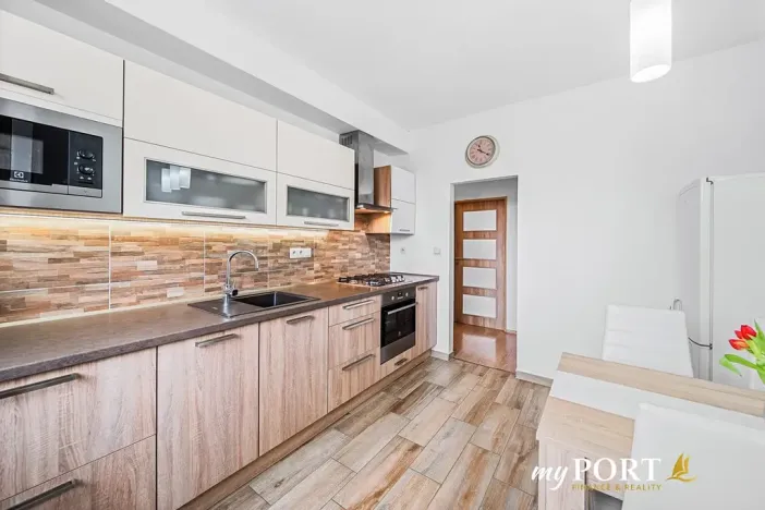 Pronájem bytu 1+1, Plzeň, Pod Lesem, 48 m2