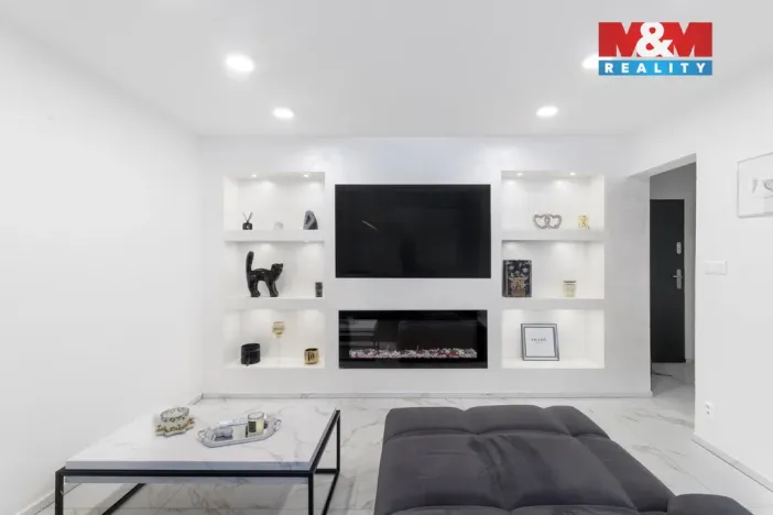 Prodej bytu 2+1, Ostrava - Výškovice, Břustkova, 62 m2