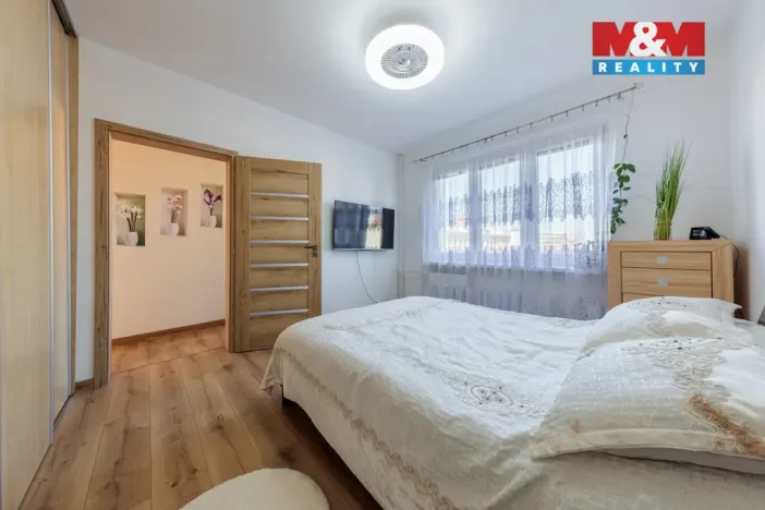 Prodej bytu 3+1, Sokolov, Rokycanova, 71 m2