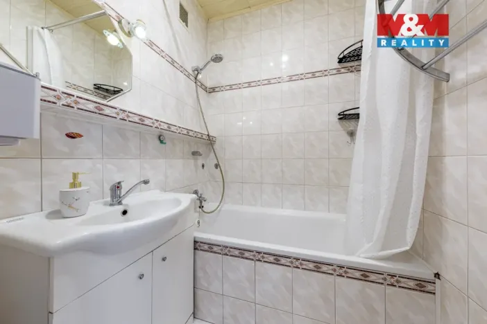 Prodej bytu 3+1, Sokolov, Rokycanova, 71 m2