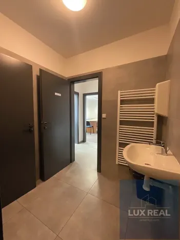 Pronájem kanceláře, Brno, Úlehlova, 110 m2