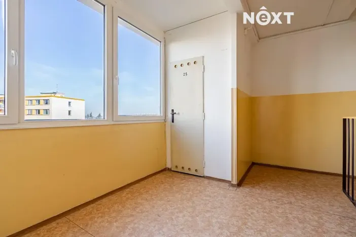 Prodej bytu 2+kk, Praha - Prosek, Prosecká, 41 m2