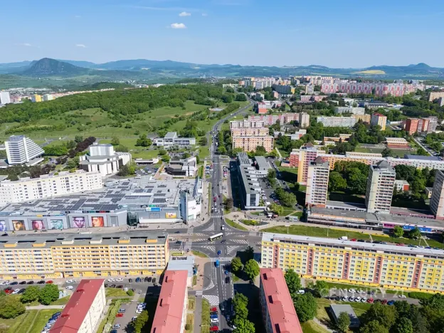 Pronájem komerční nemovitosti, Most, Františka Halase, 90 m2