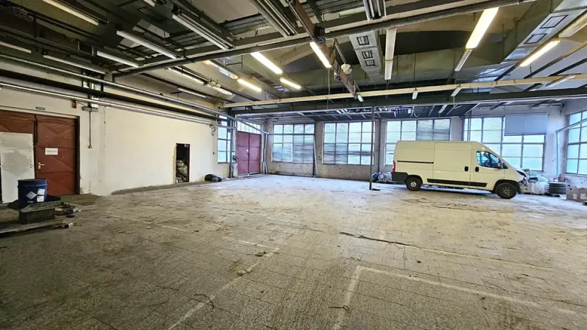 Pronájem výrobních prostor, Letovice, Brněnská, 700 m2