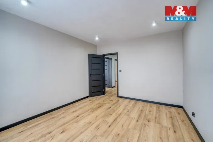 Prodej bytu 4+1, Tachov, Bělojarská, 84 m2