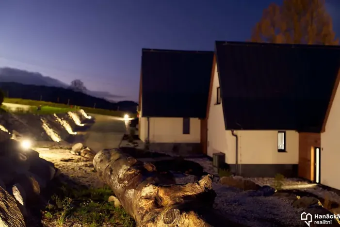 Prodej chaty, Lipová-lázně, 976 m2