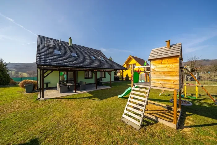 Prodej rodinného domu, Šerkovice, 180 m2