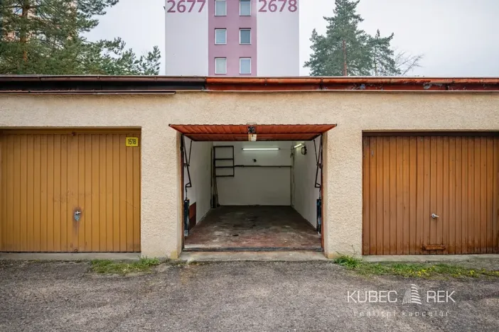 Pronájem garáže, Tábor, Náchodská, 19 m2
