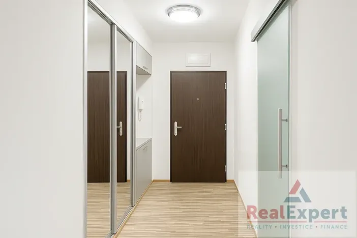 Pronájem bytu 2+kk, Praha - Záběhlice, Choceradská, 57 m2