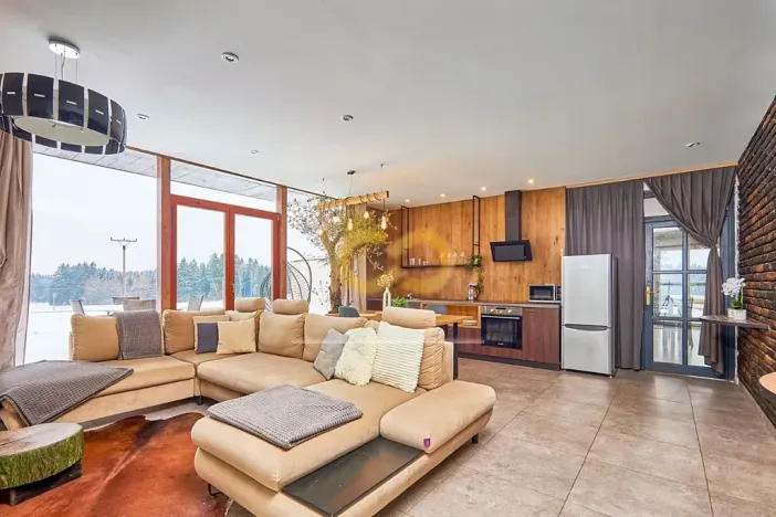 Prodej apartmánu, Černá v Pošumaví, 202 m2