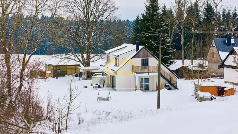 Prodej apartmánu, Černá v Pošumaví, 202 m2