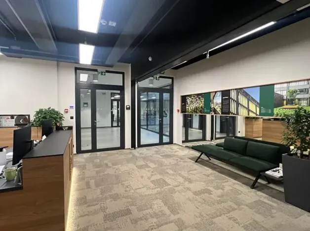 Pronájem kanceláře, Praha - Holešovice, Dělnická, 840 m2