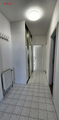 Pronájem bytu 2+kk, Praha - Žižkov, V kapslovně, 58 m2