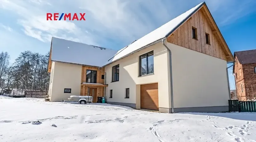 Prodej rodinného domu, Rybniště, 215 m2