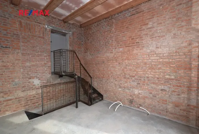 Pronájem obchodního prostoru, Plzeň, Slovanská, 41 m2