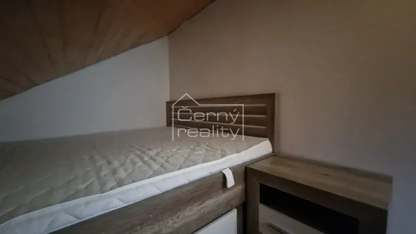 Pronájem bytu 1+kk, Jičín, Kollárova, 50 m2