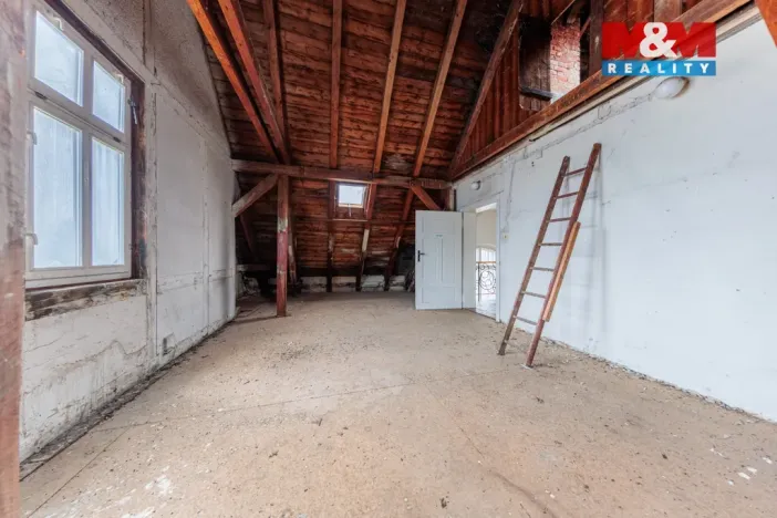 Prodej rodinného domu, Kraslice, B. Smetany, 710 m2