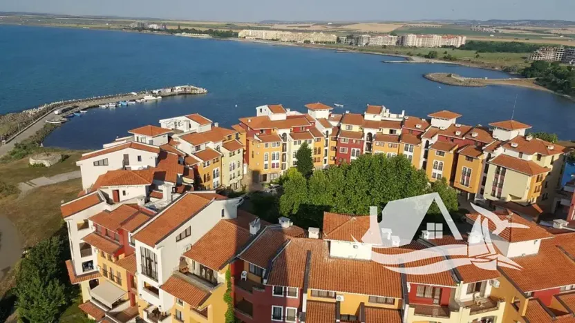 Prodej bytu 3+kk, Aheloy, Bulharsko, 104 m2