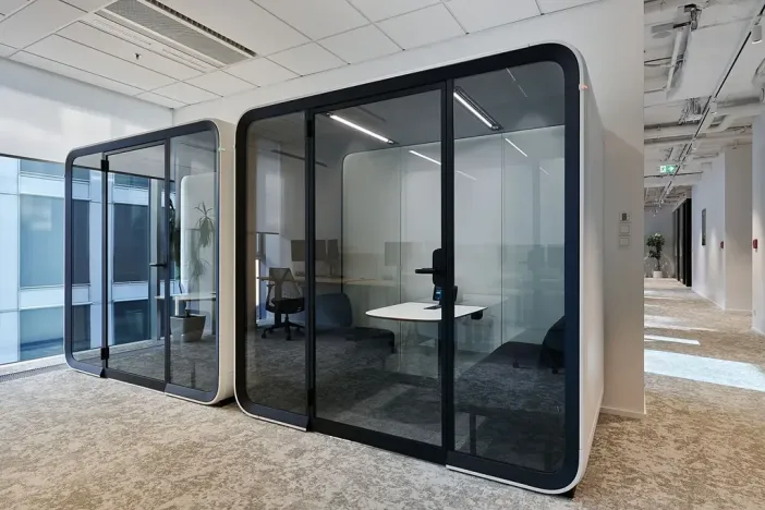 Pronájem kanceláře, Praha - Dejvice, Generála Píky, 620 m2