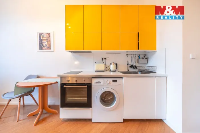 Pronájem bytu 1+kk, Praha - Nusle, náměstí Bratří Synků, 23 m2