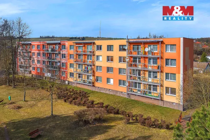 Prodej bytu 3+1, Prachovice, Bučina, 64 m2