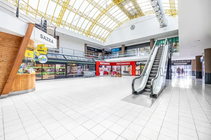 Pronájem restaurace, Praha - Záběhlice, Topolová, 120 m2