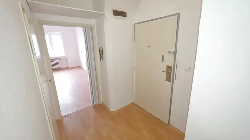 Pronájem bytu 1+kk, Praha - Vinohrady, Ondříčkova, 29 m2