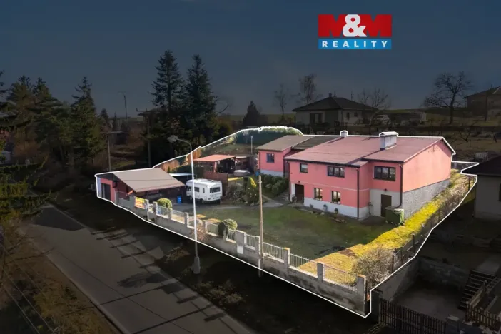 Prodej rodinného domu, Pchery, V Ořechovce, 228 m2