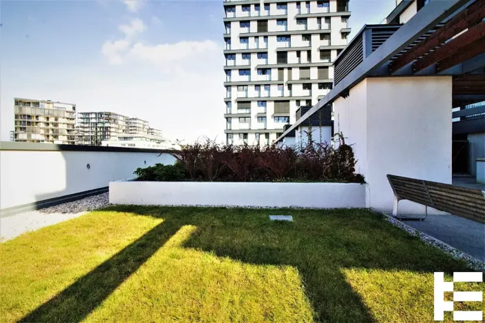 Pronájem bytu 4+kk, Praha - Žižkov, Olšanská, 107 m2