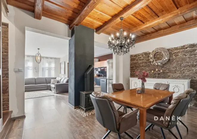 Prodej rodinného domu, Ivančice, Jana Schwarze, 210 m2