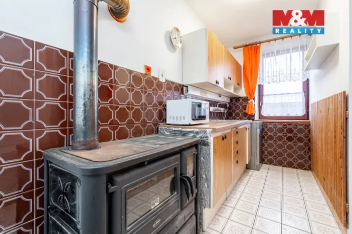 Prodej chalupy, Svratka, Partyzánská, 160 m2