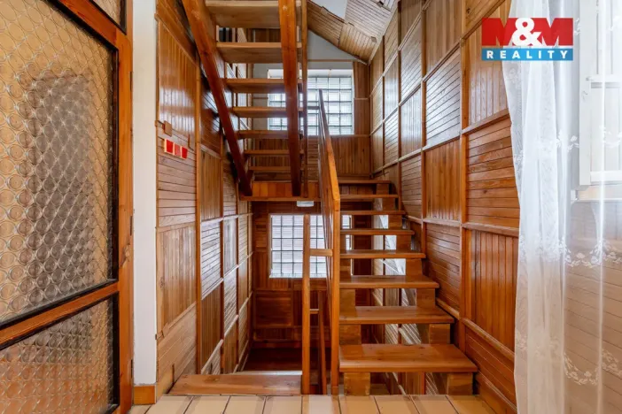 Prodej chalupy, Svratka, Partyzánská, 160 m2