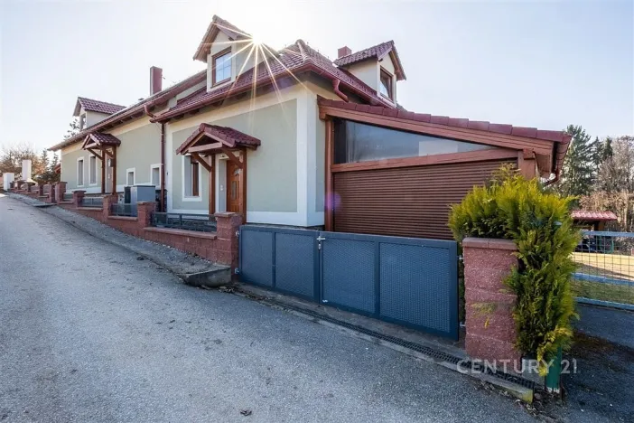 Prodej rodinného domu, Vrábče - Koroseky, 220 m2