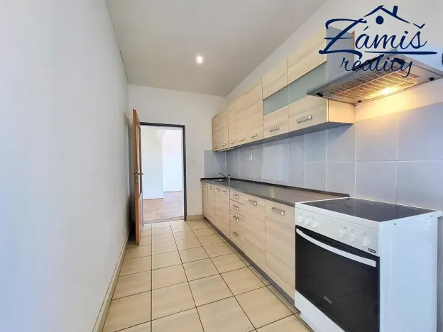 Pronájem bytu 2+kk, Nové Strašecí, U Školy, 52 m2