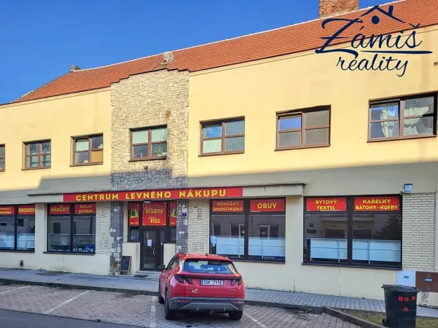 Pronájem bytu 2+kk, Nové Strašecí, U Školy, 52 m2