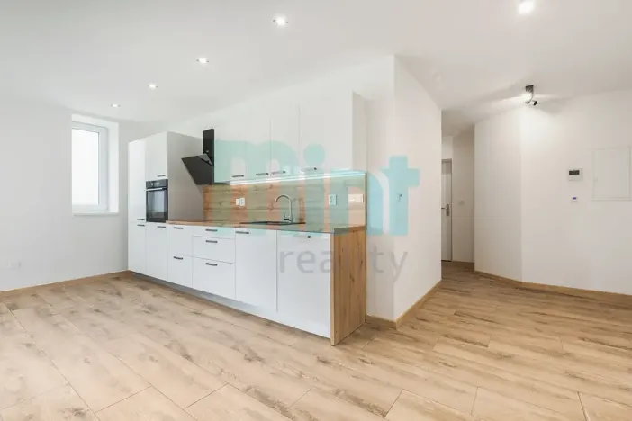 Pronájem bytu 2+kk, Háj ve Slezsku, Slezská, 63 m2