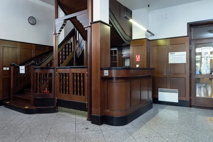 Pronájem garáže, Praha - Nové Město, Fügnerovo náměstí, 15 m2