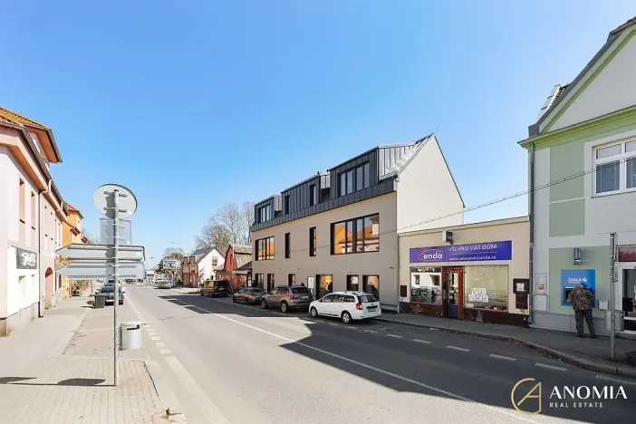 Pronájem ordinace, Praha - Vinoř, Mladoboleslavská, 305 m2