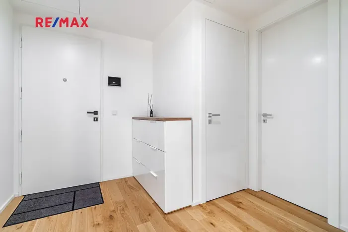 Prodej bytu 2+kk, Praha - Smíchov, Podbělohorská, 61 m2