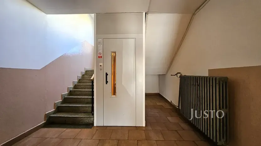 Prodej bytu 3+1, Písek, Na Stínadlech, 64 m2