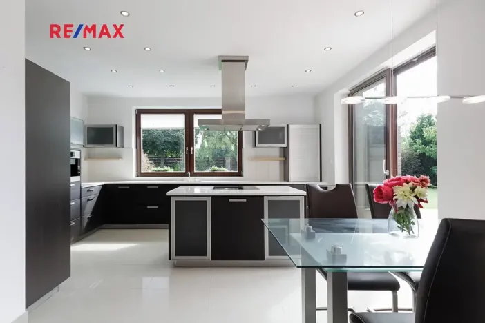 Prodej rodinného domu, Říčany, Tulipánová, 260 m2